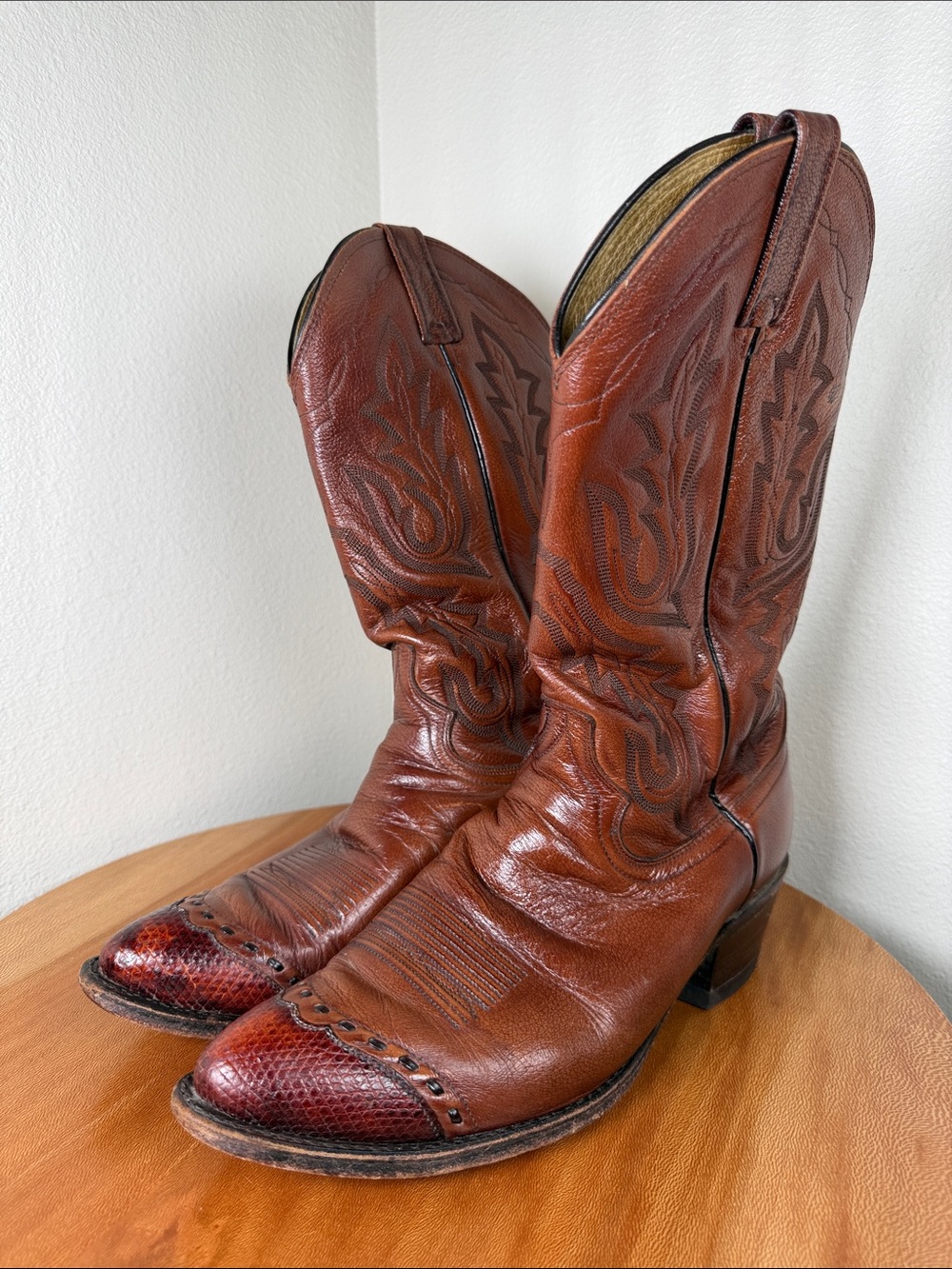 Vintage Dan Post Brown Leather Riding Western Cowboy Boots 9 1/2 D